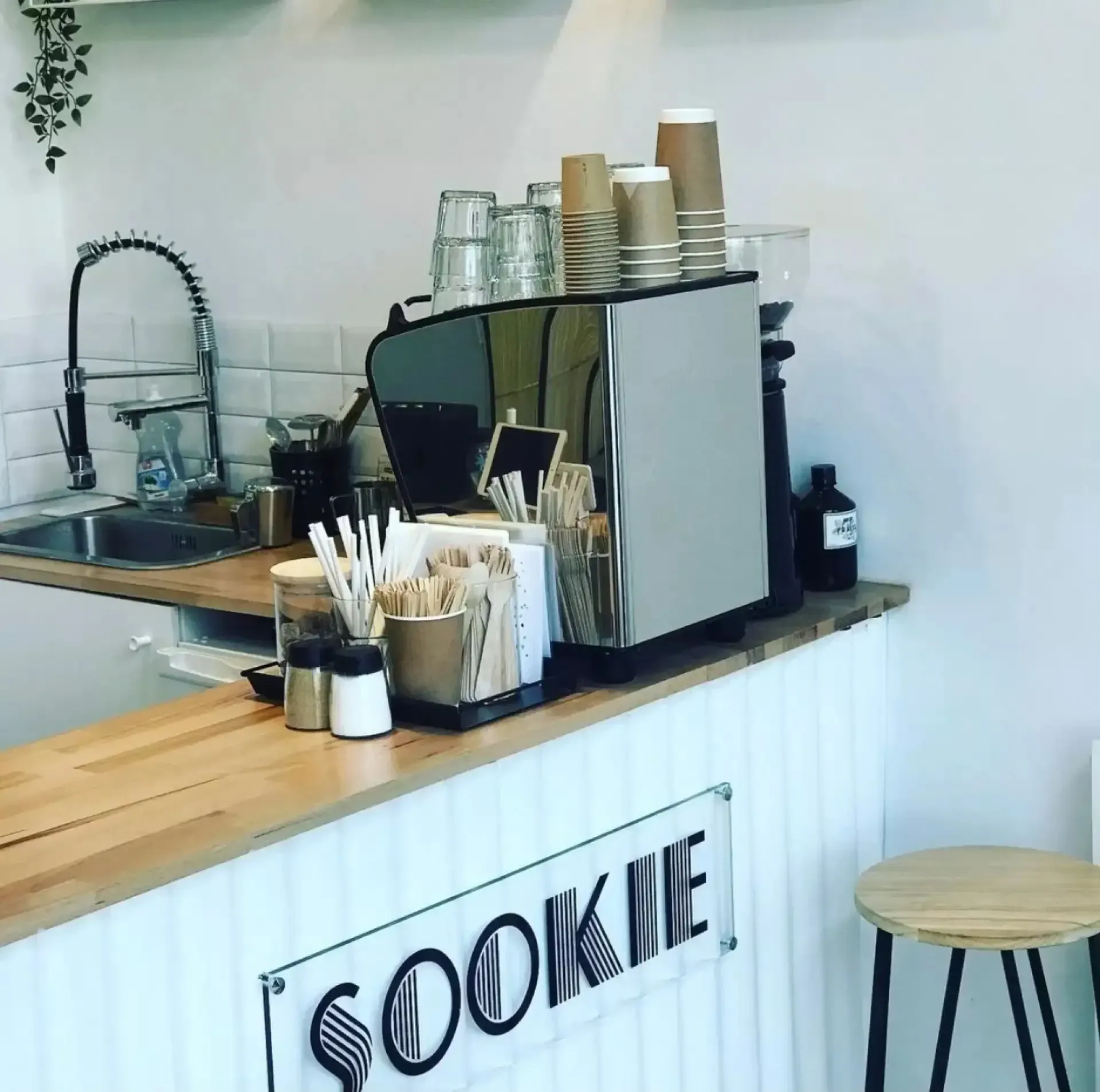 Sookie-Barbershop-4